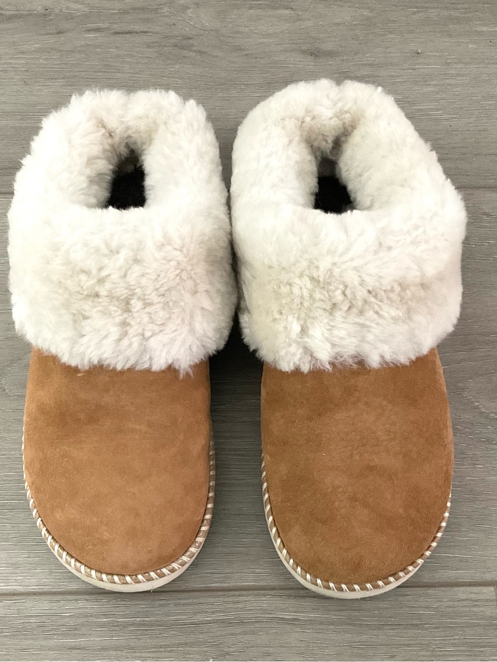 OluKai Ku’i Shearling Arch Support Slipper Tan Size 5 Womens